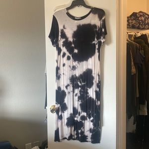 Caution to the wind cow print midi dress size L